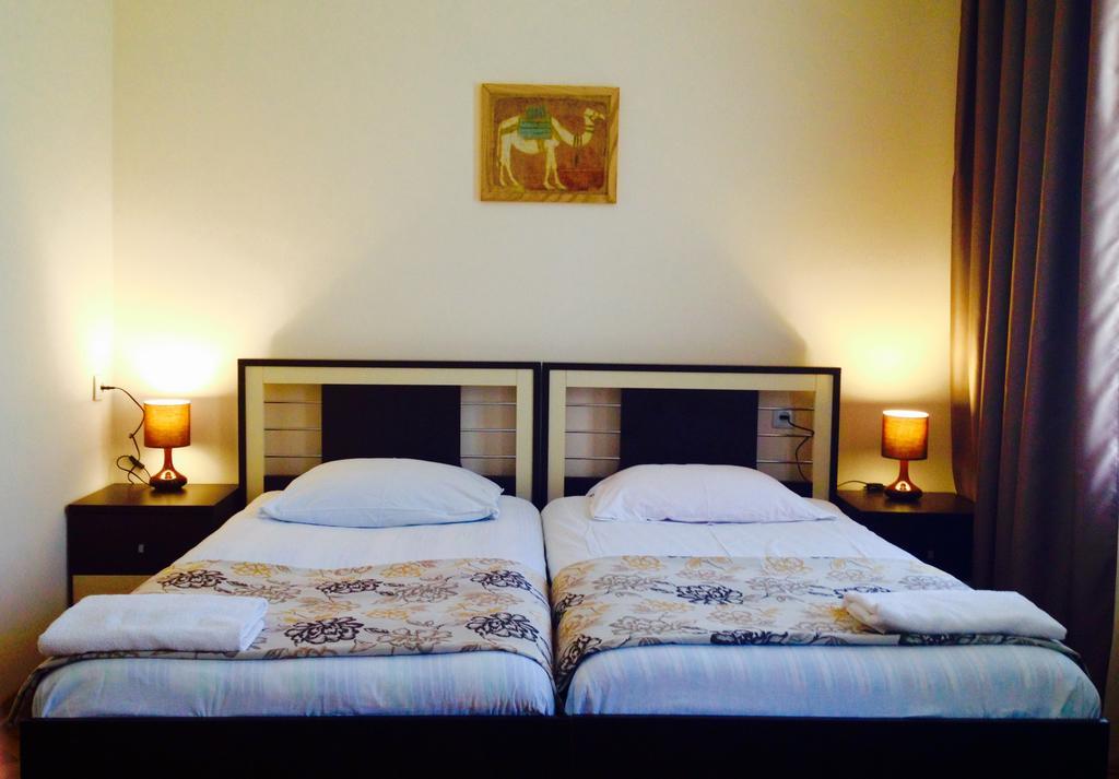 Guest House Gardenia & Wine Cellar 라고데키 외부 사진