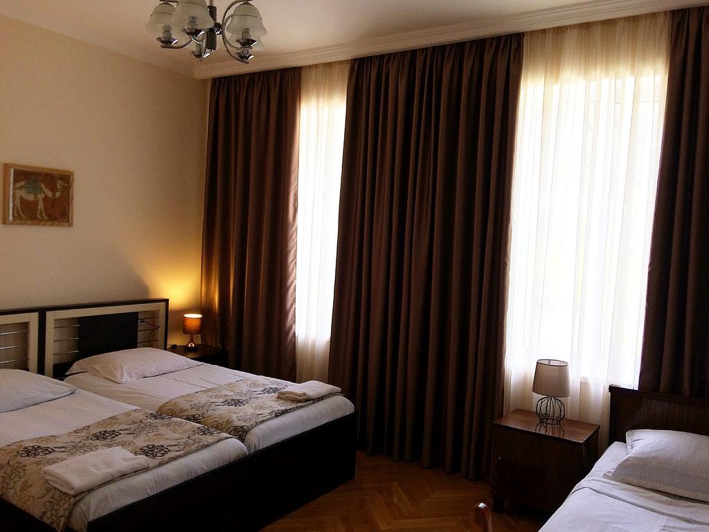 Guest House Gardenia & Wine Cellar 라고데키 외부 사진